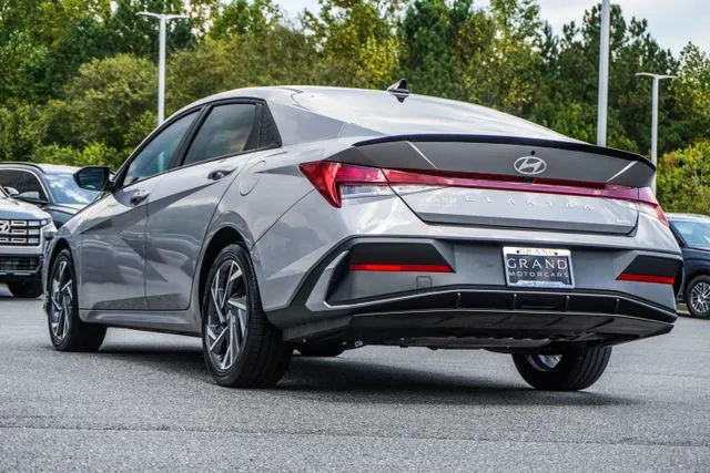 2025 Hyundai Elantra Hybrid SEL Sport, photo 10