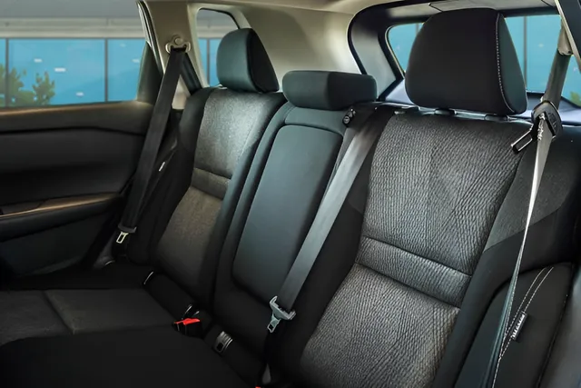 2025 Nissan Rogue SV, photo 30