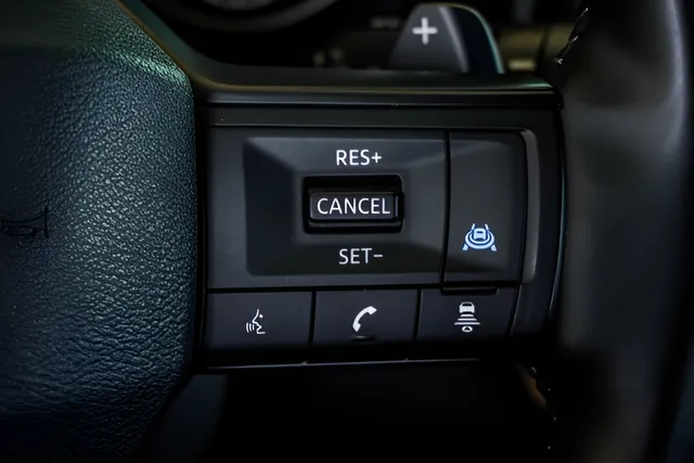 2025 Nissan Rogue SV, photo 25