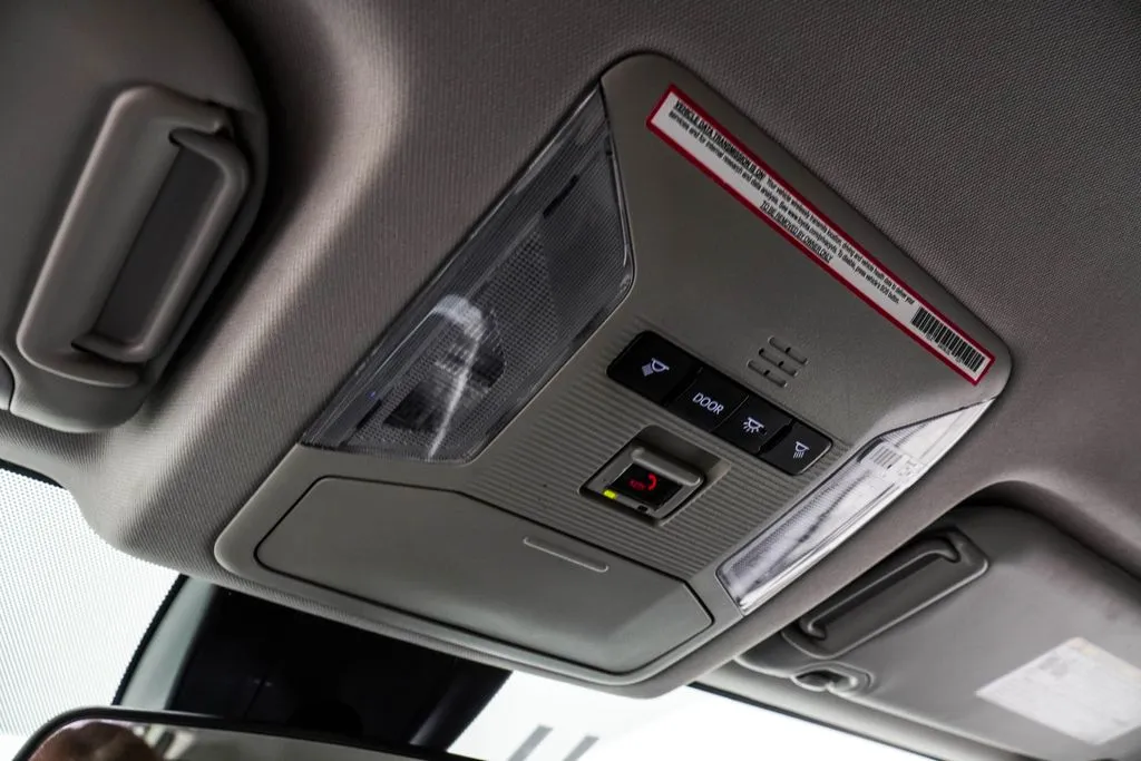 2024 Toyota RAV4 XLE, photo 30