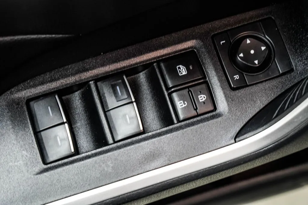 2024 Toyota RAV4 XLE, photo 31