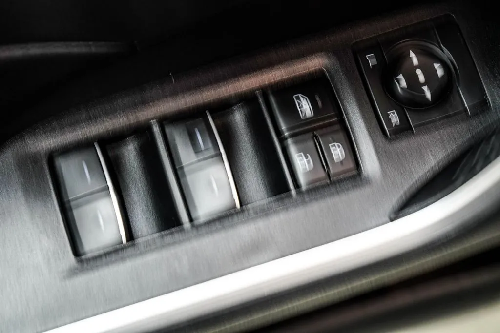 2024 Toyota RAV4 XLE, photo 32