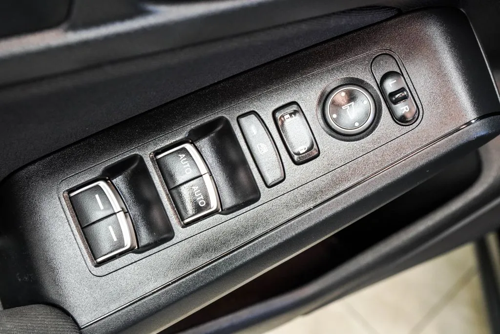 2023 Honda Civic LX, photo 32