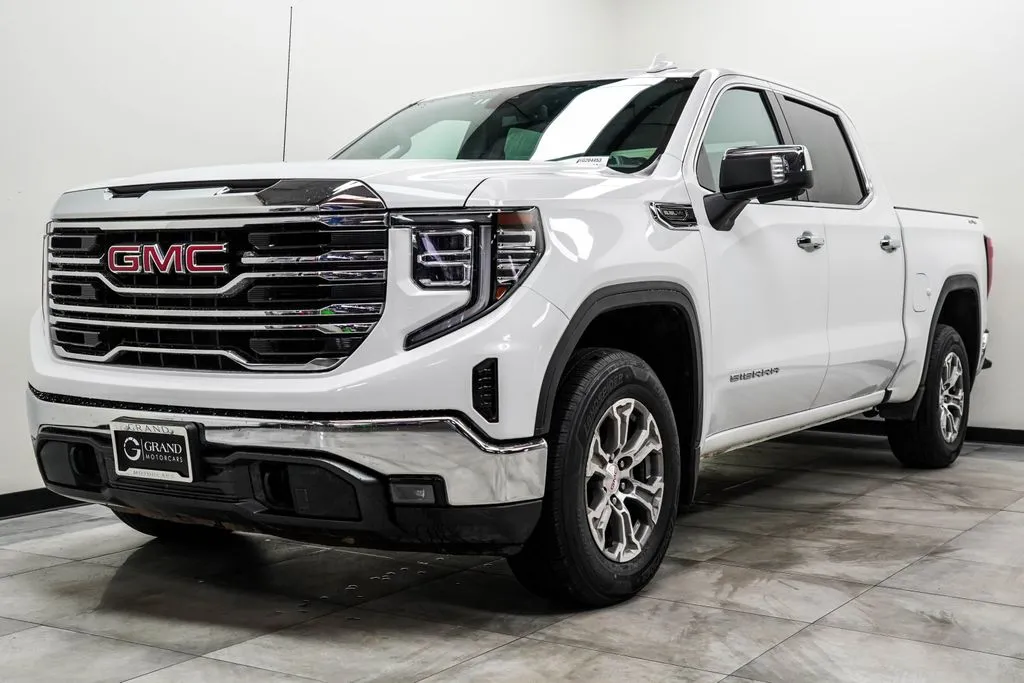 2025 GMC Sierra 1500 SLT, photo 8