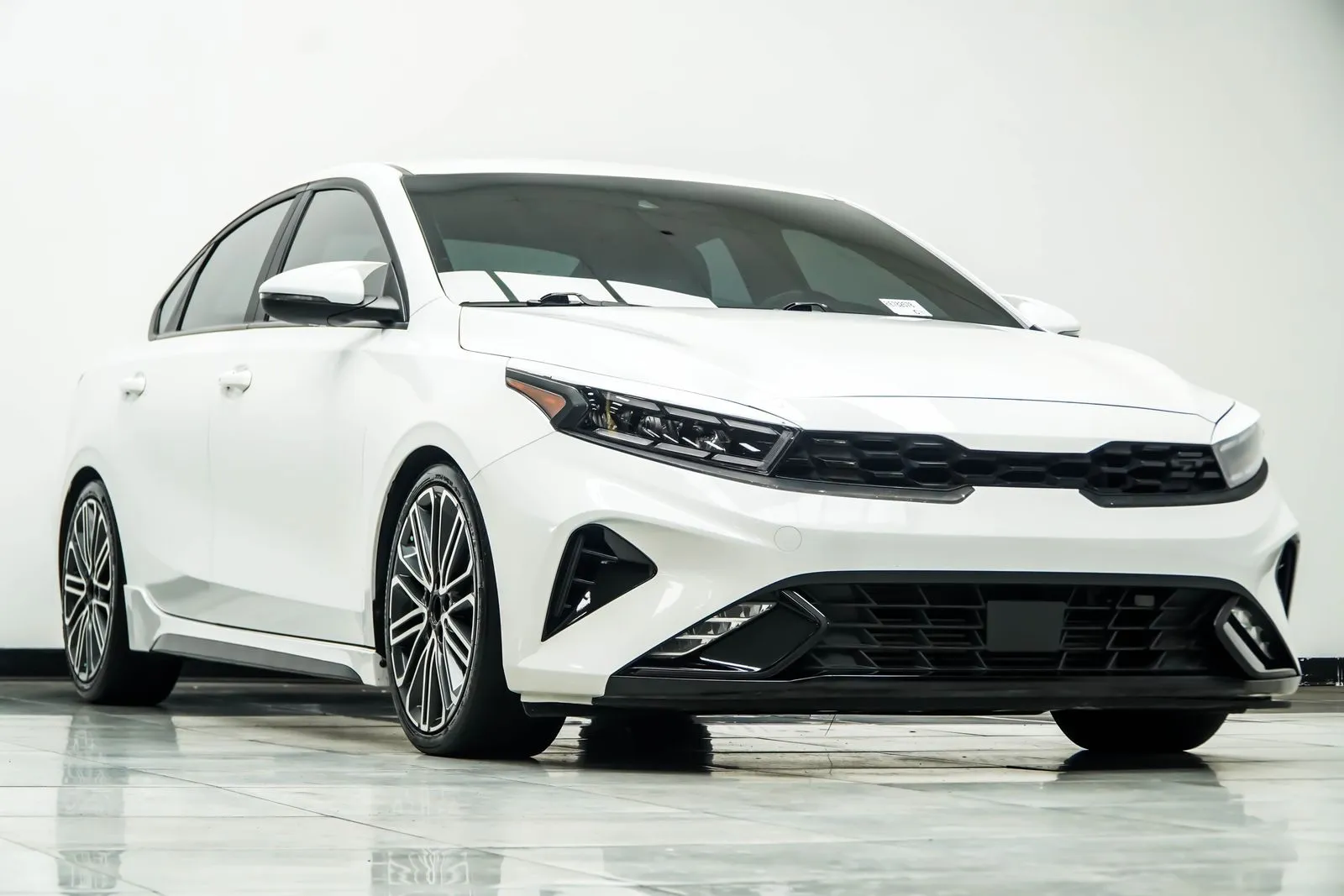 2024 Kia Forte GT, photo 3