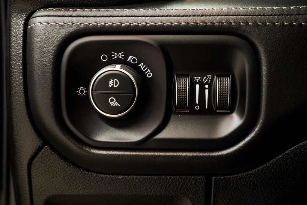 2020 Ram 1500 Limited, photo 35