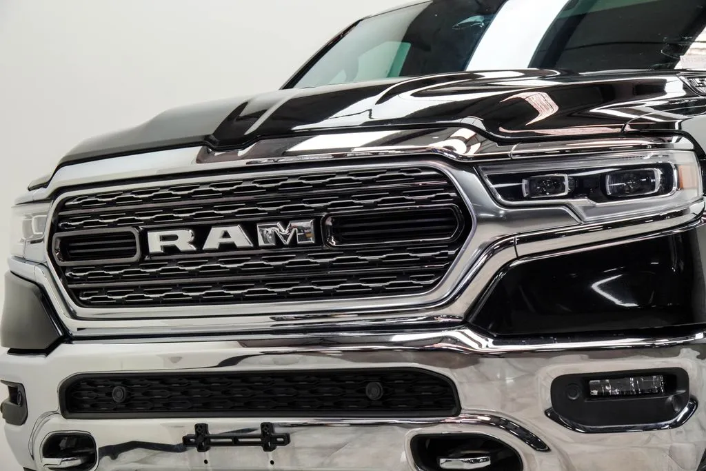 2020 Ram 1500 Limited, photo 2