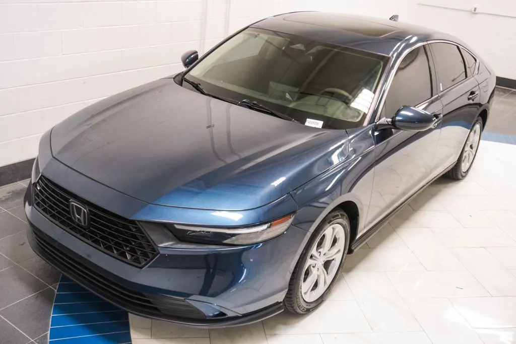 2023 Honda Accord EX, photo 35