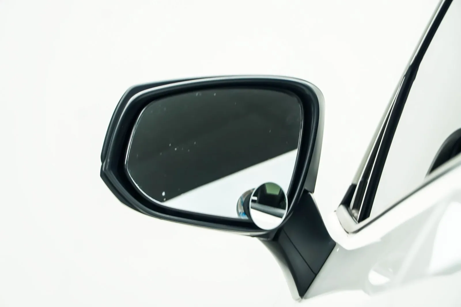 2024 Toyota RAV4 Hybrid LE, photo 14