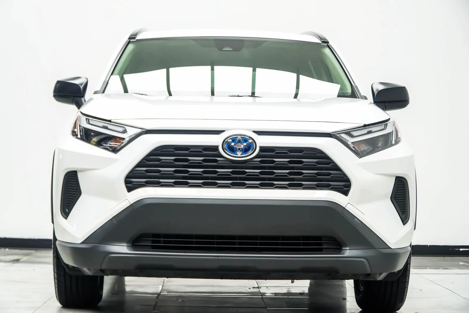 2024 Toyota RAV4 Hybrid LE, photo 7