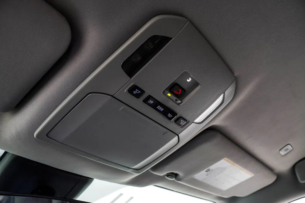 2025 Toyota Highlander LE, photo 34
