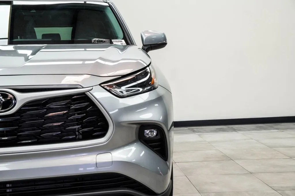 2025 Toyota Highlander LE, photo 7