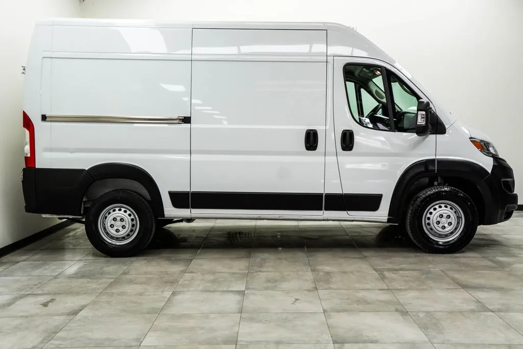 2025 Ram ProMaster 2500 High Roof, photo 4