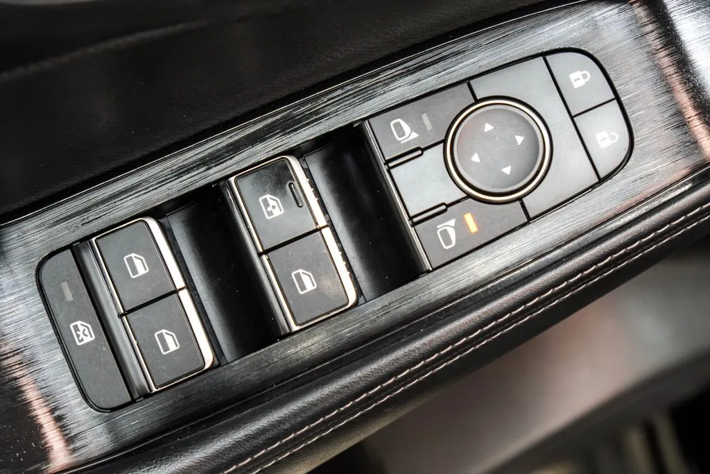 2023 Nissan Rogue SL, photo 38