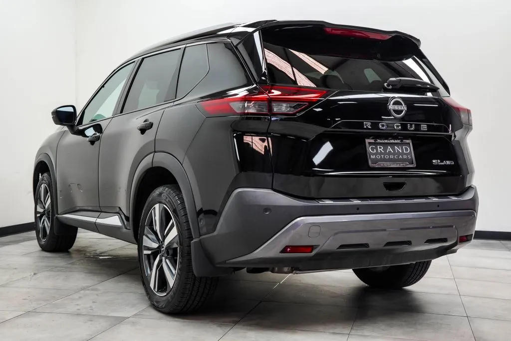 2023 Nissan Rogue SL, photo 11
