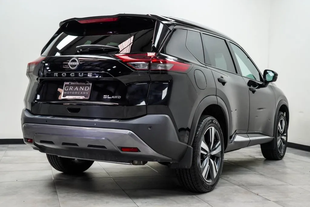 2023 Nissan Rogue SL, photo 12