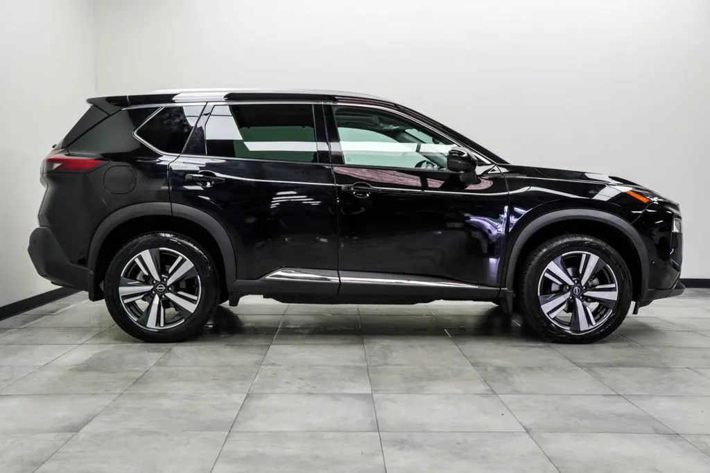 2023 Nissan Rogue SL, photo 6