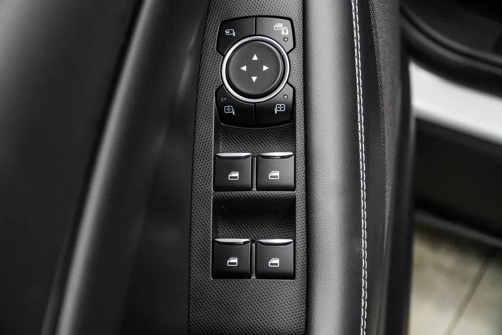 2023 Ford Mustang Mach-E California Route 1, photo 28