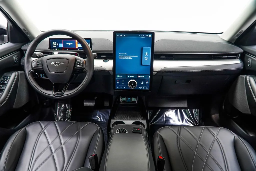 2023 Ford Mustang Mach-E California Route 1, photo 2
