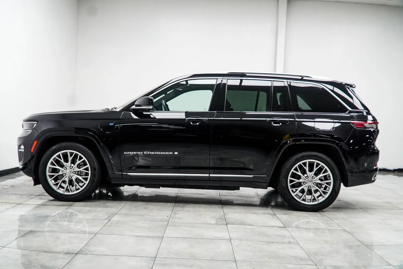 2023 Jeep Grand Cherokee Summit 4xe, photo 7