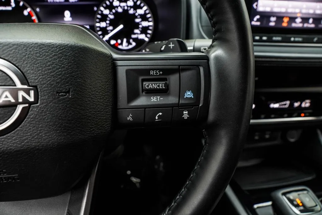 2025 Nissan Rogue SV, photo 33