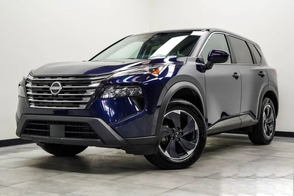 2025 Nissan Rogue SV, photo 1