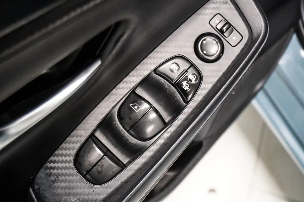 2025 Nissan Sentra SV, photo 14