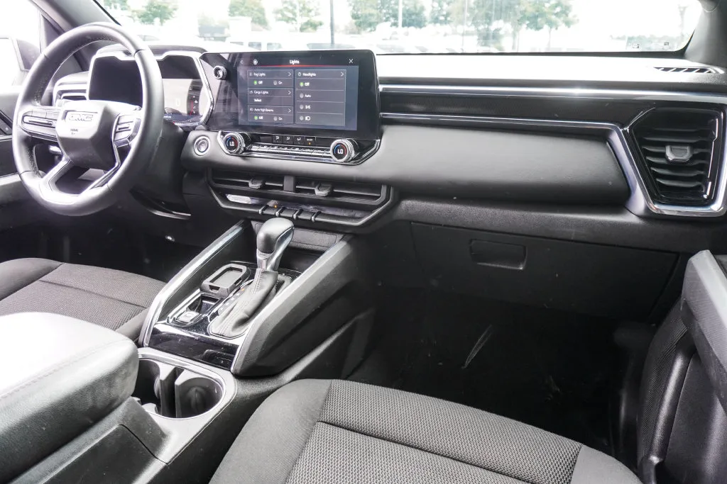 2023 GMC Canyon Elevation, photo 7