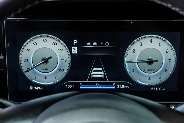 2025 Hyundai Elantra Limited, photo 30