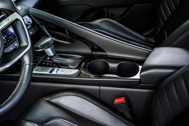 2025 Hyundai Elantra Limited, photo 16