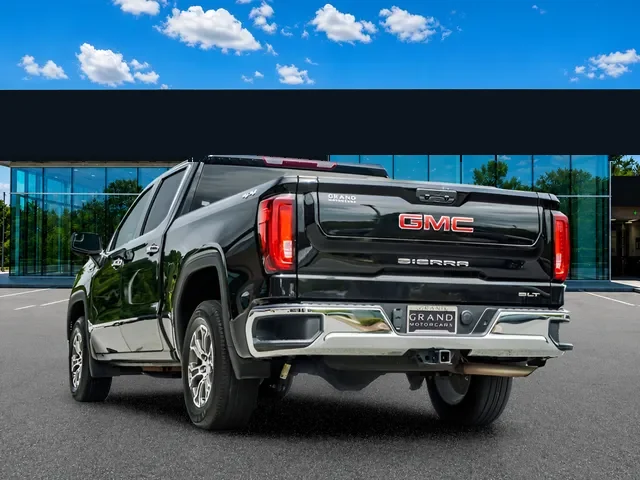 2025 GMC Sierra 1500 SLT, photo 3