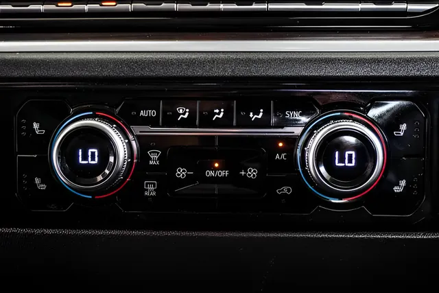 2025 GMC Sierra 1500 SLT, photo 14