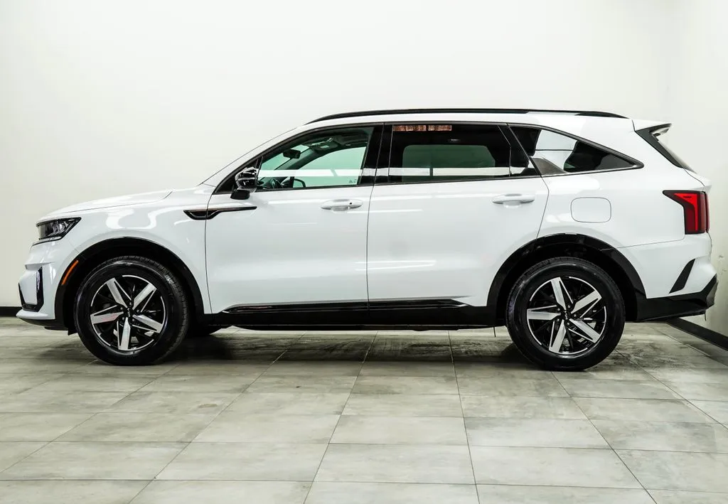2023 Kia Sorento S, photo 9