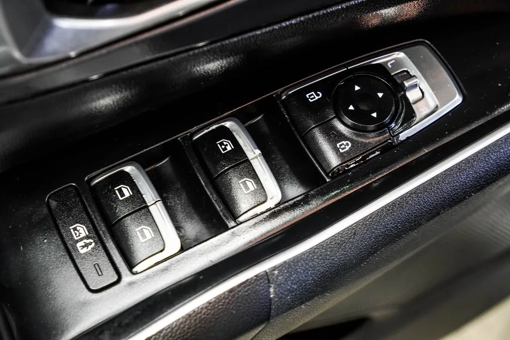 2023 Kia Sorento S, photo 35