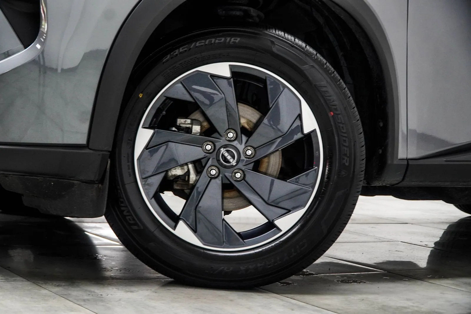 2025 Nissan Rogue SV, photo 5