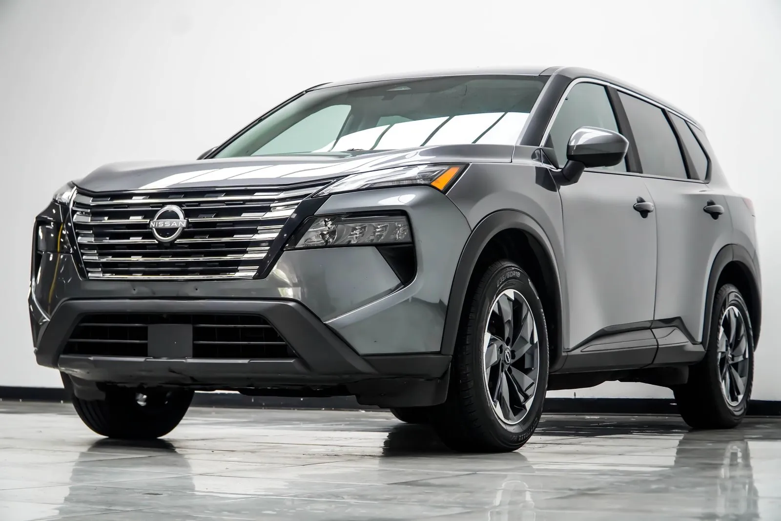 2025 Nissan Rogue SV, photo 8