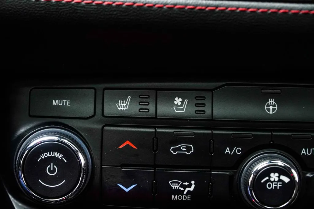 2025 Dodge Durango R/T Plus, photo 25