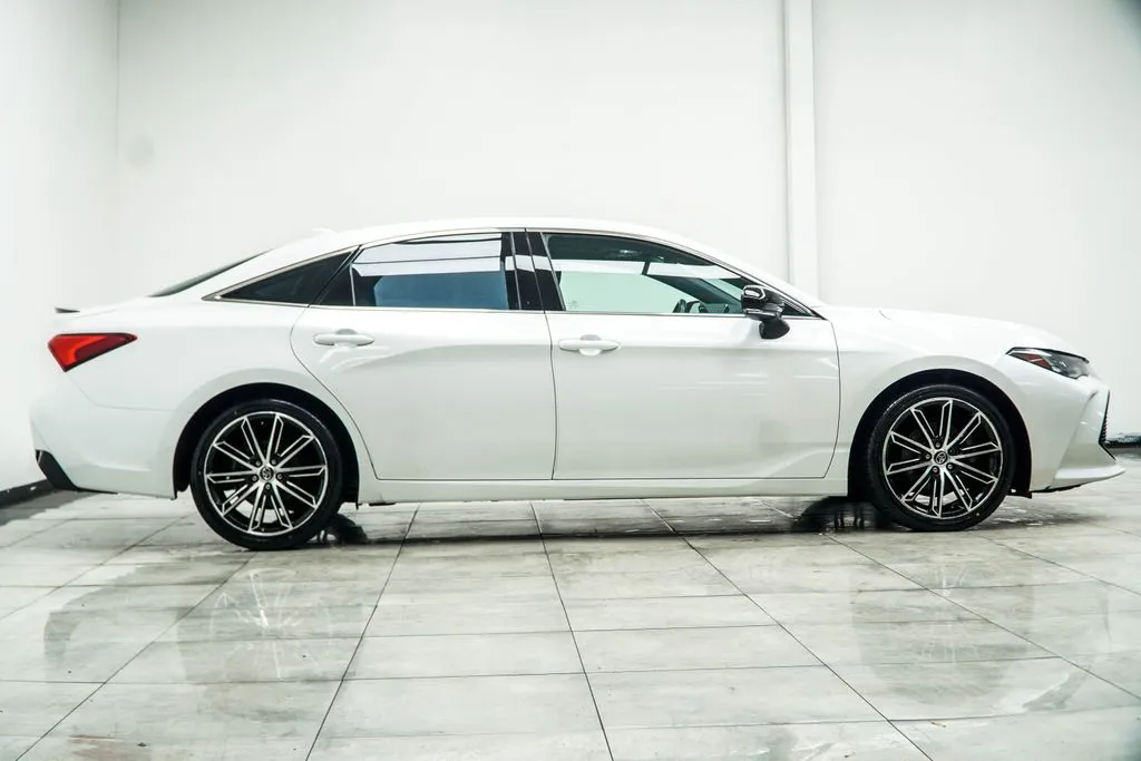 2020 Toyota Avalon Touring, photo 6