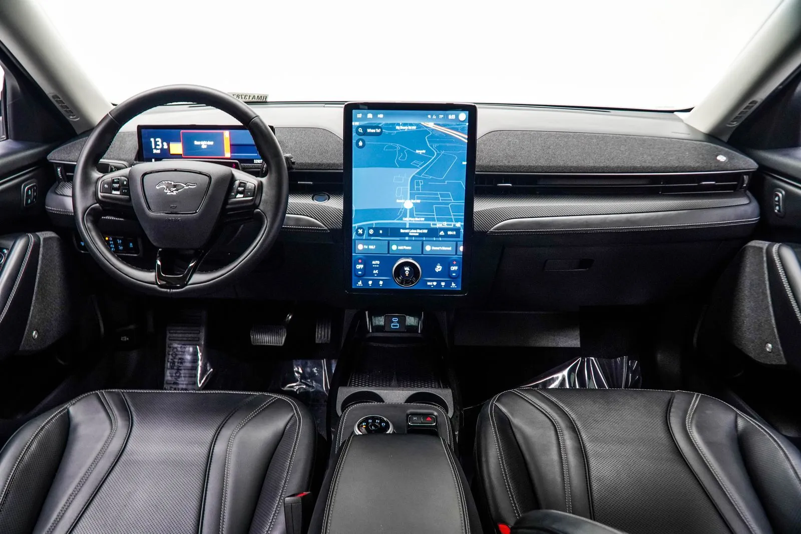 2024 Ford Mustang Mach-E Premium, photo 3