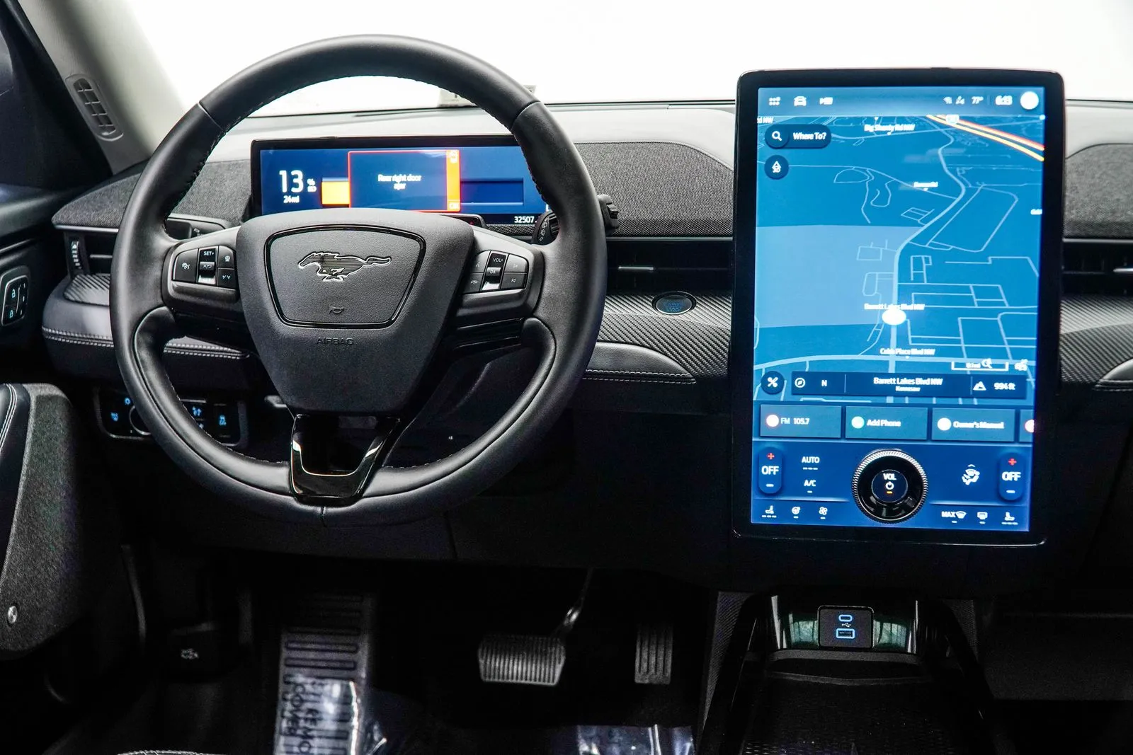2024 Ford Mustang Mach-E Premium, photo 16