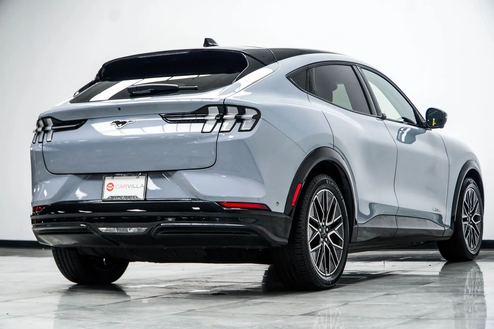 2024 Ford Mustang Mach-E Premium, photo 12