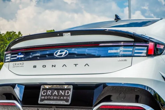 2025 Hyundai Sonata Hybrid SEL, photo 13
