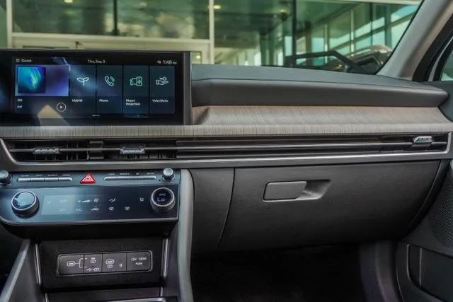 2025 Hyundai Sonata Hybrid SEL, photo 18