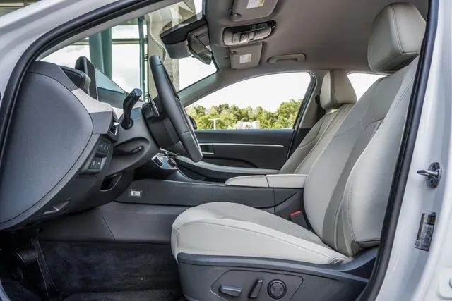 2025 Hyundai Sonata Hybrid SEL, photo 39
