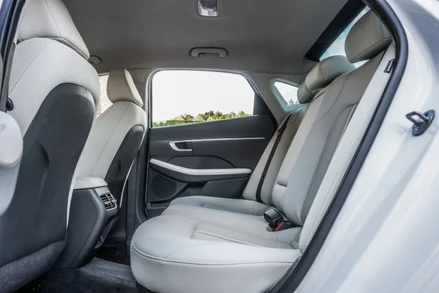2025 Hyundai Sonata Hybrid SEL, photo 40