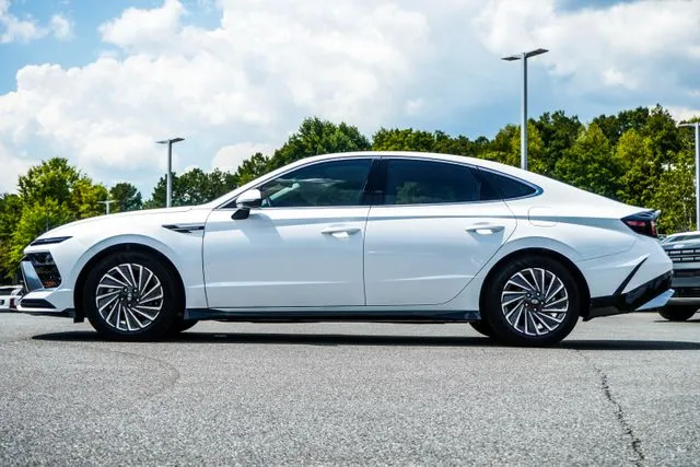 2025 Hyundai Sonata Hybrid SEL, photo 9