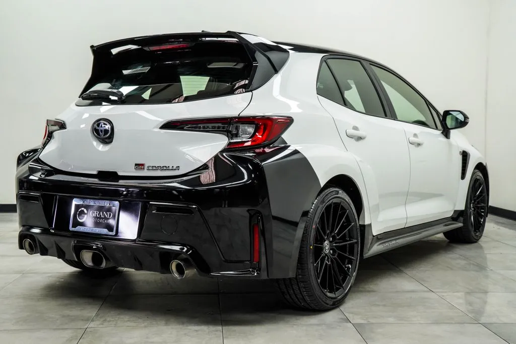 2023 Toyota GR Corolla Circuit Edition, photo 10