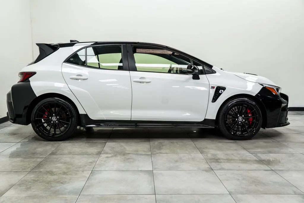 2023 Toyota GR Corolla Circuit Edition, photo 5