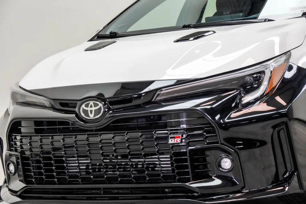 2023 Toyota GR Corolla Circuit Edition, photo 1