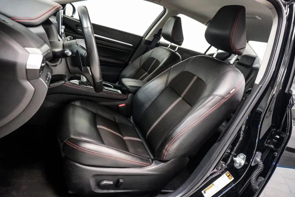 2025 Nissan Altima 2.5 SR, photo 4